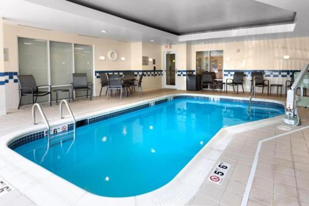 Fairfield By Marriott Inn & Suites Detroit Taylor Exterior foto
